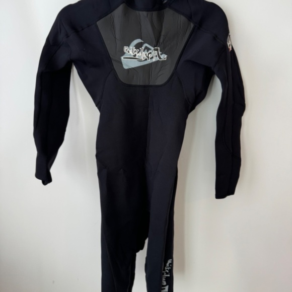 QUIKSILVER Syncro LS 2mm Shorty Spring Long Sleeve Wetsuit Black/Grey MS NWT - Picture 2 of 8